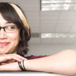girlondesk2.jpg